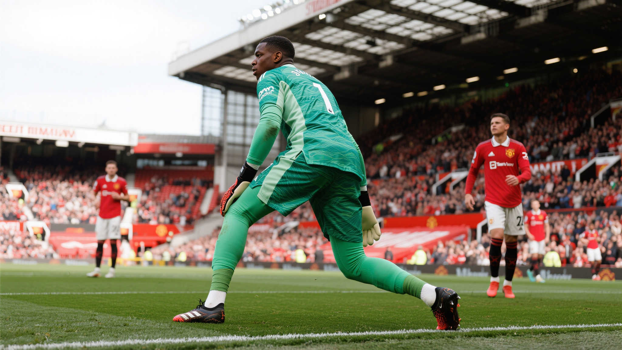 奥纳纳:重返圣马梅斯球场倍感喜悦,期待再次凯旋而归